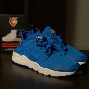 Nike Air Hurache Run Ultra